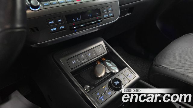 Hyundai Kona Electric (SX2) Long Range Inspiration 2023 — фото 18