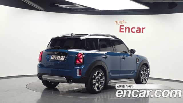 MINI Cooper S Countryman ALL4 2nd 2021 — фото 2
