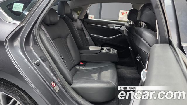 Genesis G80 3.3 GDI AWD Luxury 2017 — фото 12