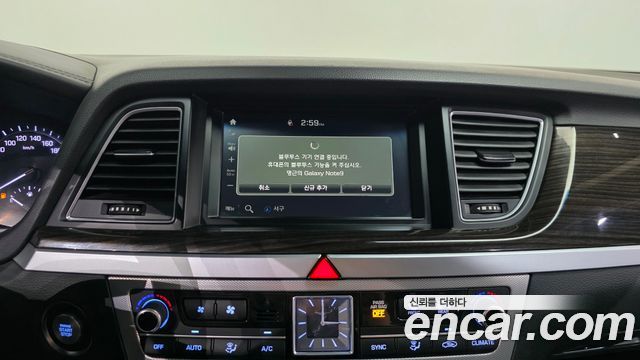 Genesis G80 3.3 GDI AWD Luxury 2017 — фото 27