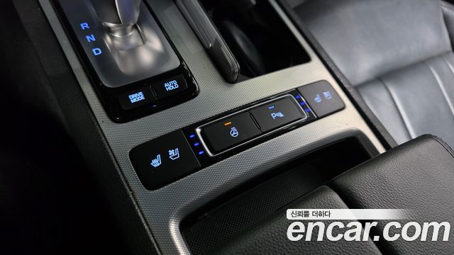 Genesis G80 3.3 GDI AWD Luxury 2017 — фото 28