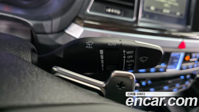 Genesis G80 3.3 GDI AWD Luxury 2017 — фото 31