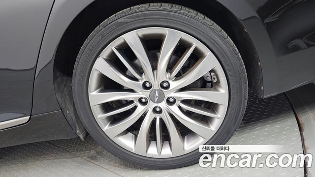 Genesis G80 2.2D AWD Premium Luxury 2018 — фото 21