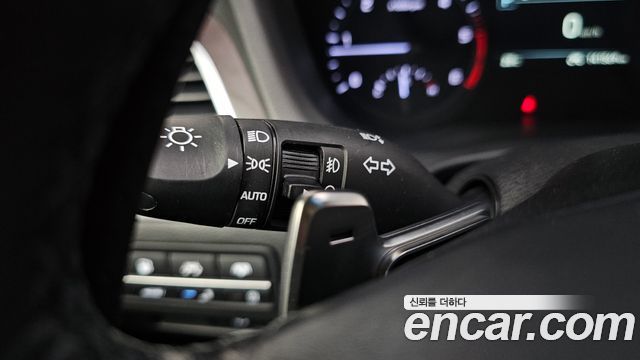 Genesis G80 2.2D AWD Premium Luxury 2018 — фото 29