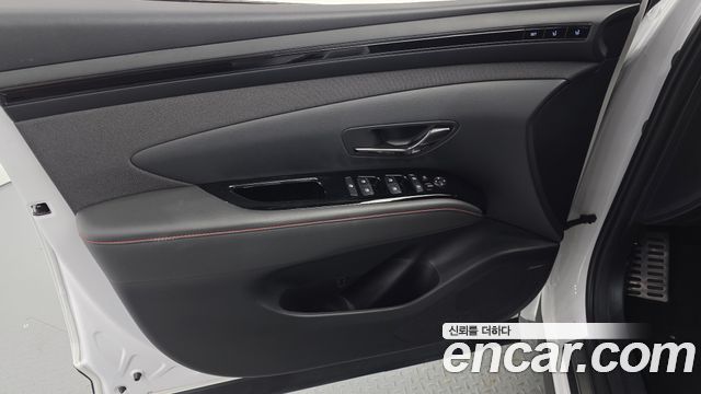Hyundai Tucson (NX4) Gasoline 1.6 Turbo 2WD N Line Inspiration 2022 — фото 24