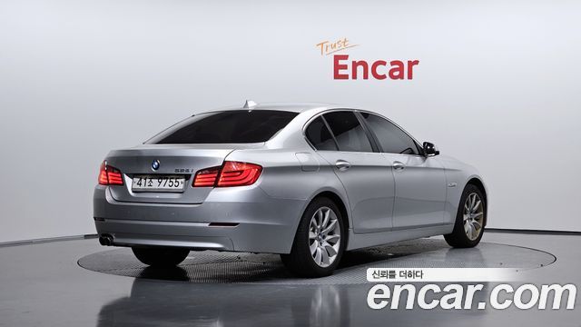 BMW 5 Series (F10) 528i 2012 — фото 2