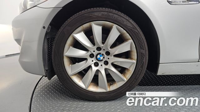 BMW 5 Series (F10) 528i 2012 — фото 5
