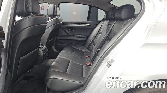 BMW 5 Series (F10) 528i 2012 — фото 12