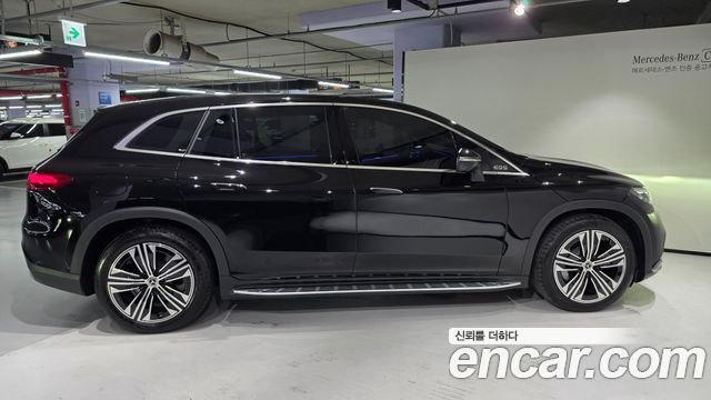 Mercedes-Benz EQS SUV (X296) EQS450 4MATIC 2025 — фото 9
