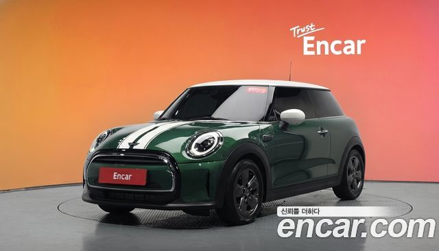 MINI Cooper Classic Third Generation 2022 — фото 1