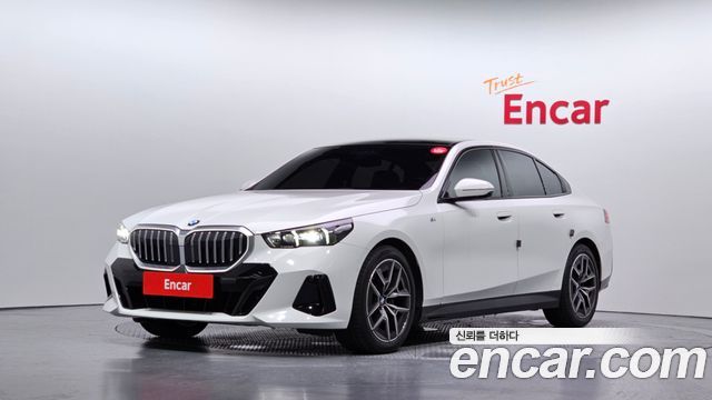 BMW 5 Series (G60) 520i M Sport 2024 — фото 1