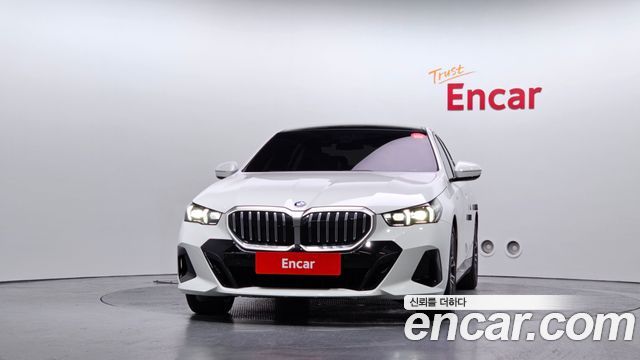 BMW 5 Series (G60) 520i M Sport 2024 — фото 3
