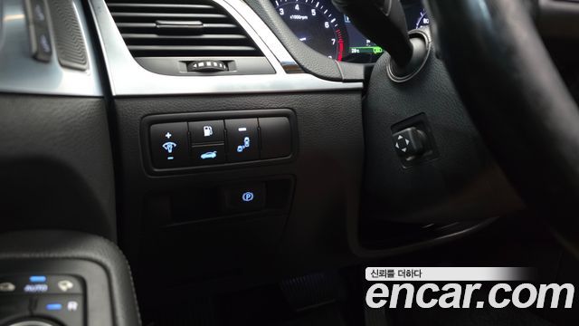 Genesis G80 3.3 GDI AWD Luxury 2018 — фото 28