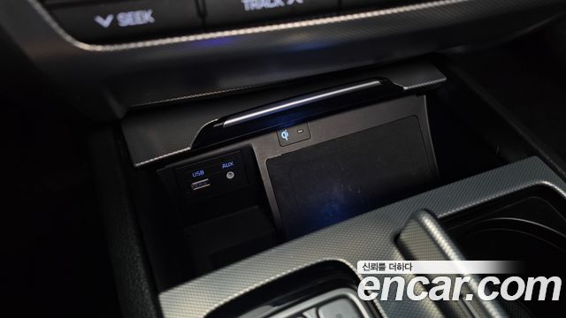 Genesis G80 3.3 GDI AWD Luxury 2018 — фото 29