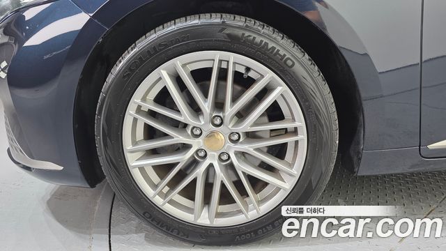 Kia K8 2.5 Gasoline 2WD Noblesse 2022 — фото 5