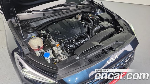 Kia K8 2.5 Gasoline 2WD Noblesse 2022 — фото 6