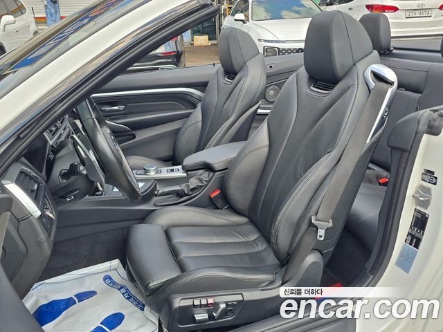 BMW 4 Series (F32) 430i M Sport Convertible 2020 — фото 15
