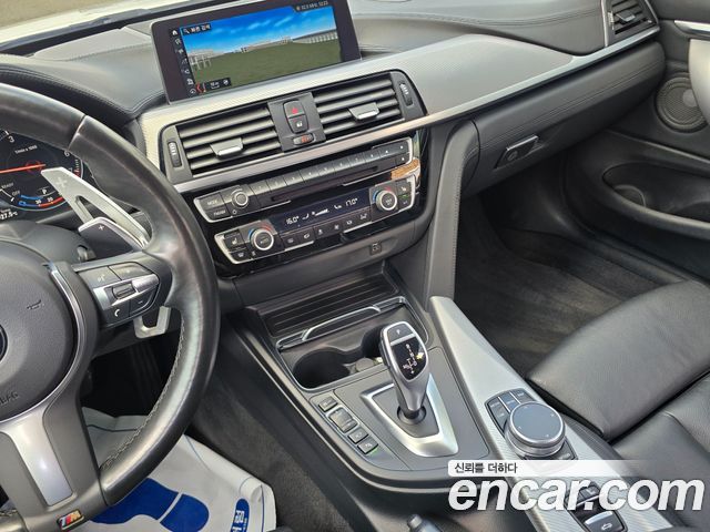 BMW 4 Series (F32) 430i M Sport Convertible 2020 — фото 18