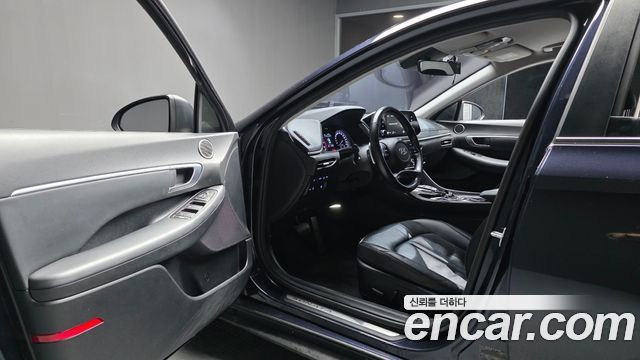 Hyundai Sonata (DN8) 2.0 Premium 2021 — фото 10