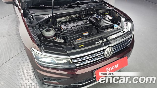 Volkswagen Tiguan (II) 2.0 TDI 4Motion Prestige 2018 — фото 6