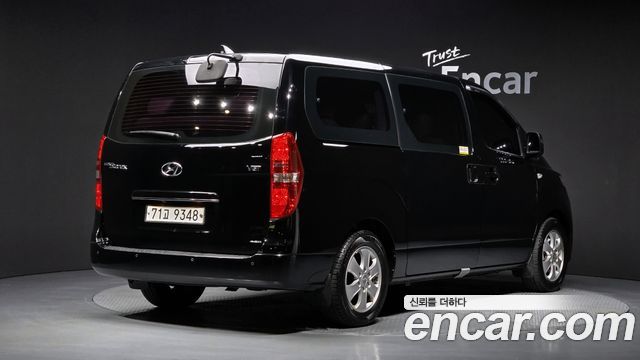Hyundai Grand Starex Wagon 12-Seater Smart 2019 — фото 2