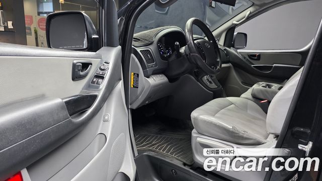 Hyundai Grand Starex Wagon 12-Seater Smart 2019 — фото 10