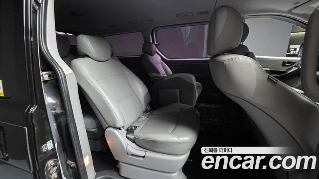 Hyundai Grand Starex Wagon 12-Seater Smart 2019 — фото 11