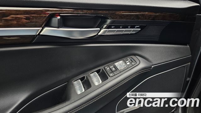 Genesis G90 3.8 AWD Premium Luxury 2021 — фото 33