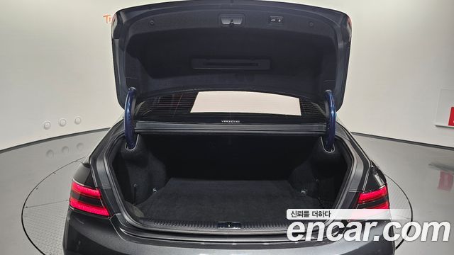 Genesis G90 3.8 AWD Premium Luxury 2021 — фото 36