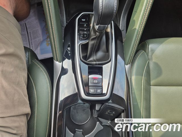Renault Korea QM6 2.0 GDe PREMIERE 2WD 2025 — фото 17