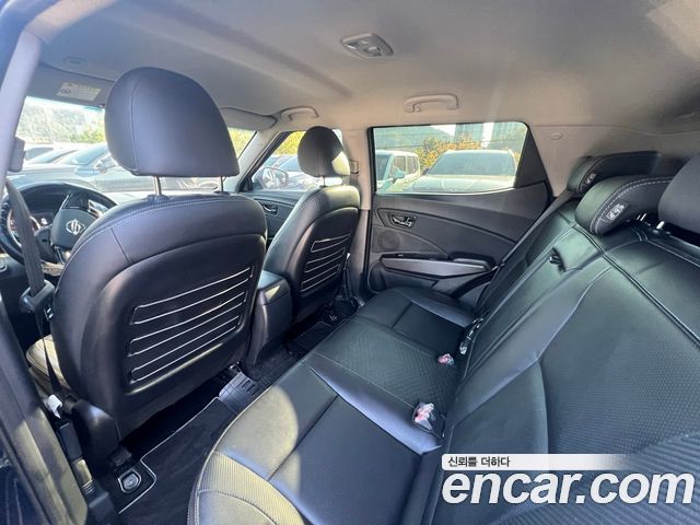 KG Mobility (SsangYong) Tivoli Diesel LX 2WD 2017 — фото 8