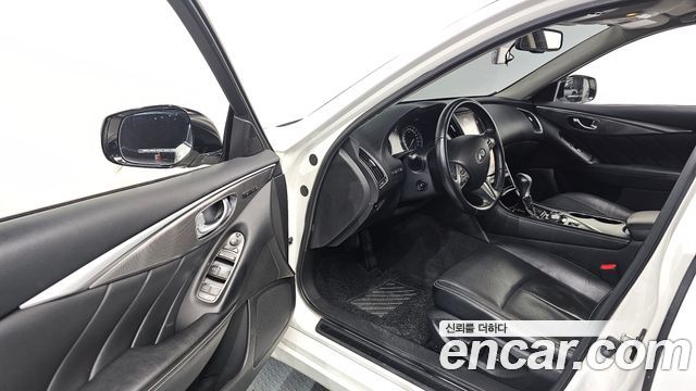 Infiniti Q50 2.2d Premium 2015 — фото 10