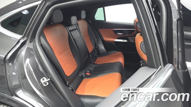 Mercedes-Benz GLC-Class (X254) GLC300 4MATIC Coupe 2024 — фото 11