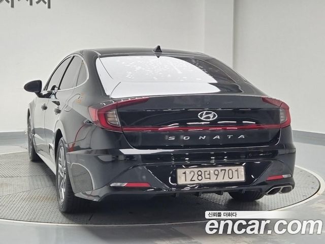 Hyundai Sonata (DN8) 1.6 Turbo Modern 2022 — фото 2