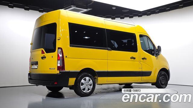 Renault Korea Master 2.3 13-Seater 2020 — фото 2
