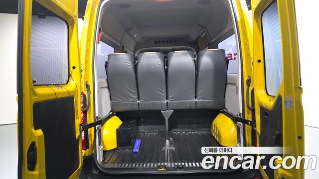 Renault Korea Master 2.3 13-Seater 2020 — фото 20