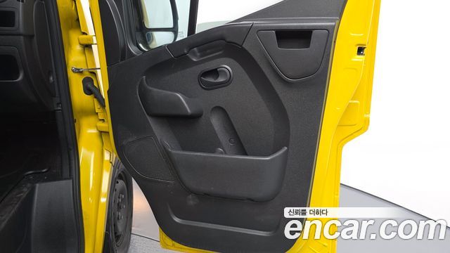 Renault Korea Master 2.3 13-Seater 2020 — фото 24