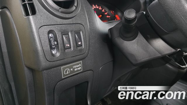 Renault Korea Master 2.3 13-Seater 2020 — фото 30