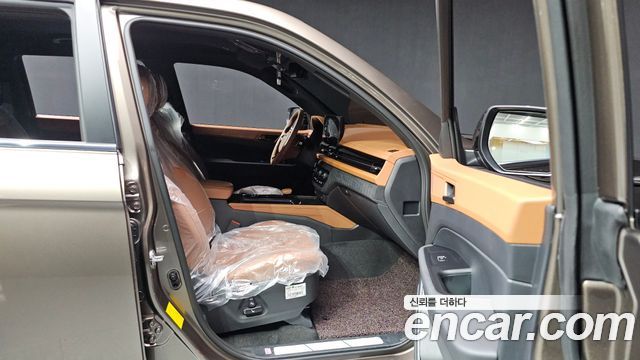 KG Mobility (SsangYong) Musso (Q300) Gasoline 2.0 4WD M9 Grand Style 2026 — фото 18