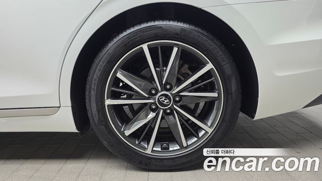 Hyundai Grandeur (IG) 3.0 LPi Exclusive 2022 — фото 21