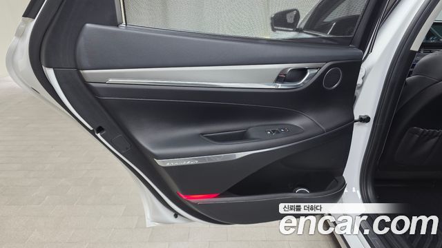 Hyundai Grandeur (IG) 3.0 LPi Exclusive 2022 — фото 25