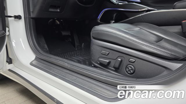 Hyundai Grandeur (IG) 3.0 LPi Exclusive 2022 — фото 32