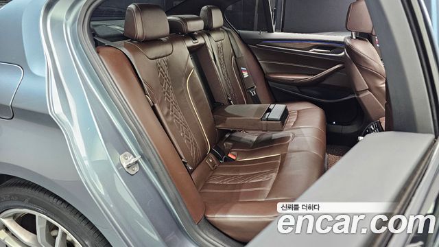 BMW 5 Series (G30) 530i M Sport Package Plus 2017 — фото 11