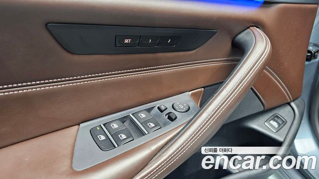BMW 5 Series (G30) 530i M Sport Package Plus 2017 — фото 17