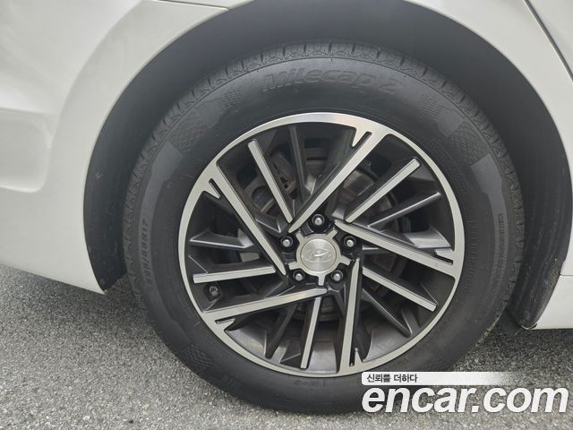Hyundai Grandeur (IG) 2.5 Premium 2021 — фото 17