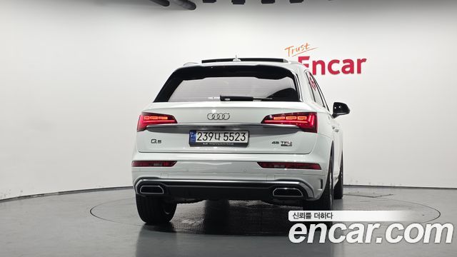 Audi Q5 (FY) 45 TFSI Quattro Premium 2023 — фото 4
