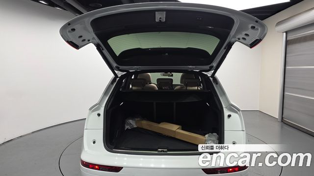 Audi Q5 (FY) 45 TFSI Quattro Premium 2023 — фото 20