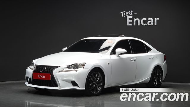 Lexus IS250 F-Sport XE30