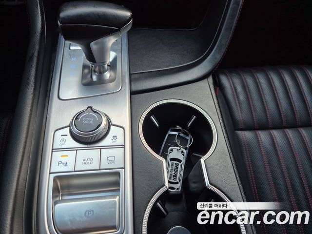 Genesis G70 2.0T AWD Sport Package 2018 — фото 16