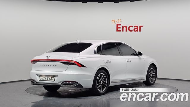 Hyundai Grandeur (IG) 3.0 LPi Rent Car Modern 2023 — фото 2